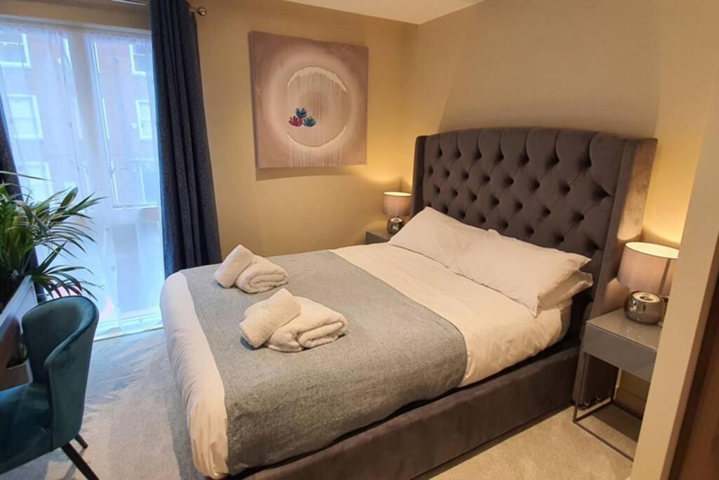 יורק Luxury One Bedroom Apartment Within The City Walls מראה חיצוני תמונה